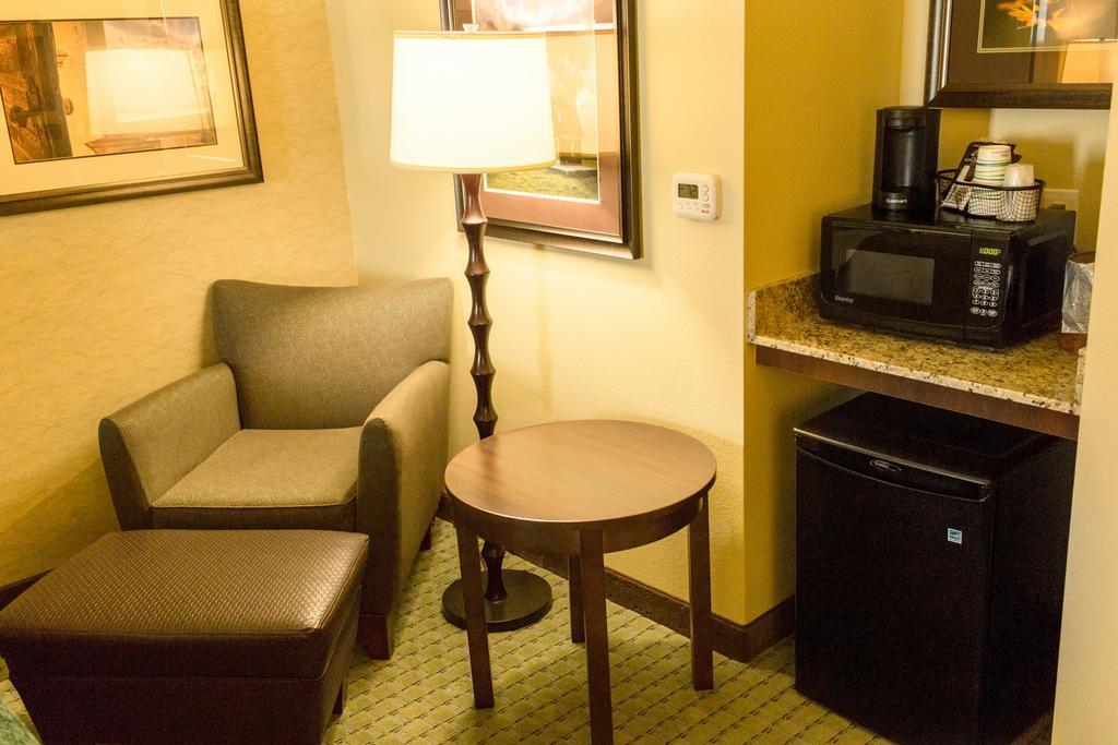 Little Missouri Inn & Suites New Town Exteriér fotografie