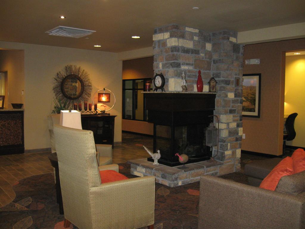 Little Missouri Inn & Suites New Town Exteriér fotografie