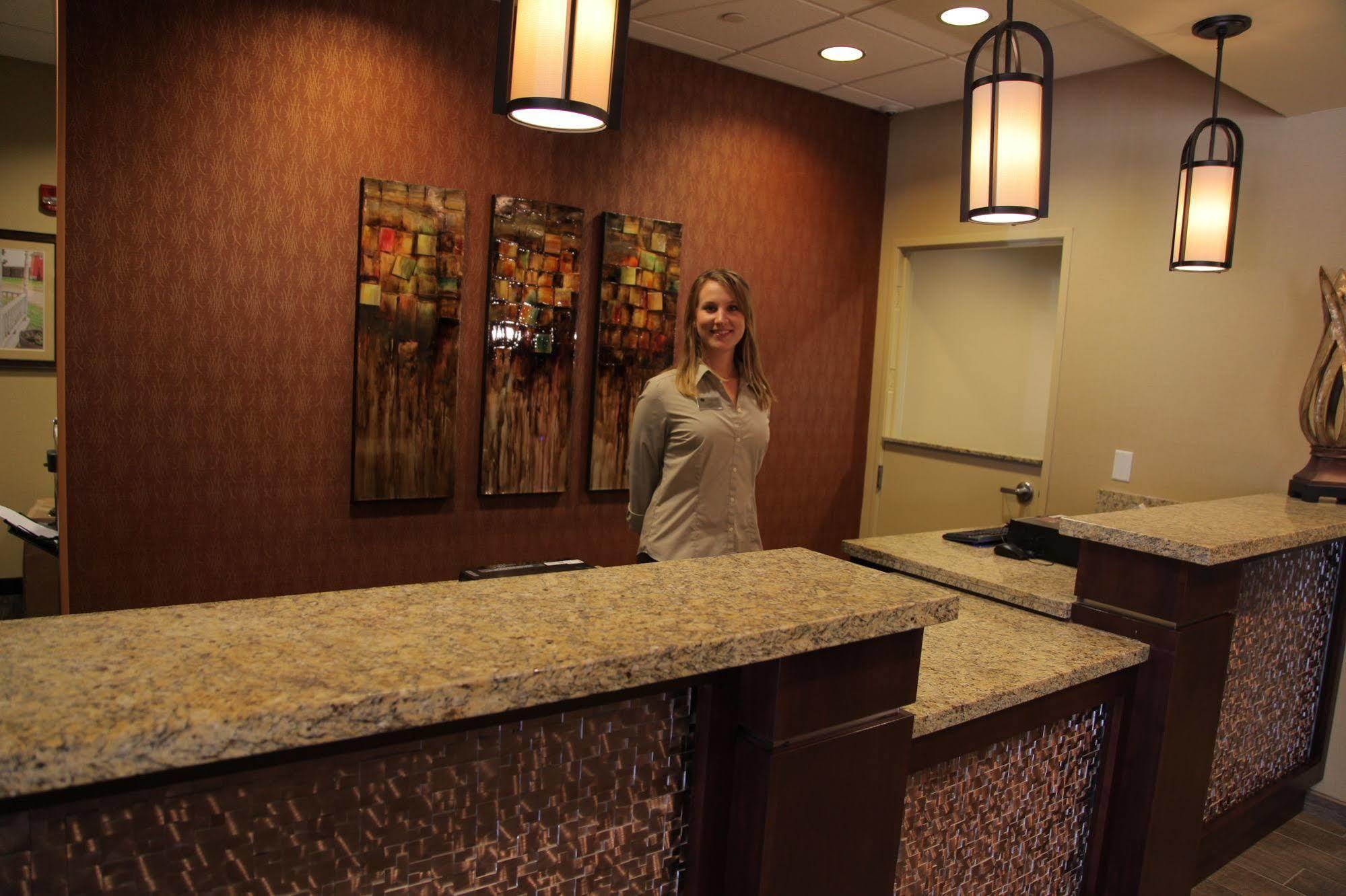 Little Missouri Inn & Suites New Town Exteriér fotografie