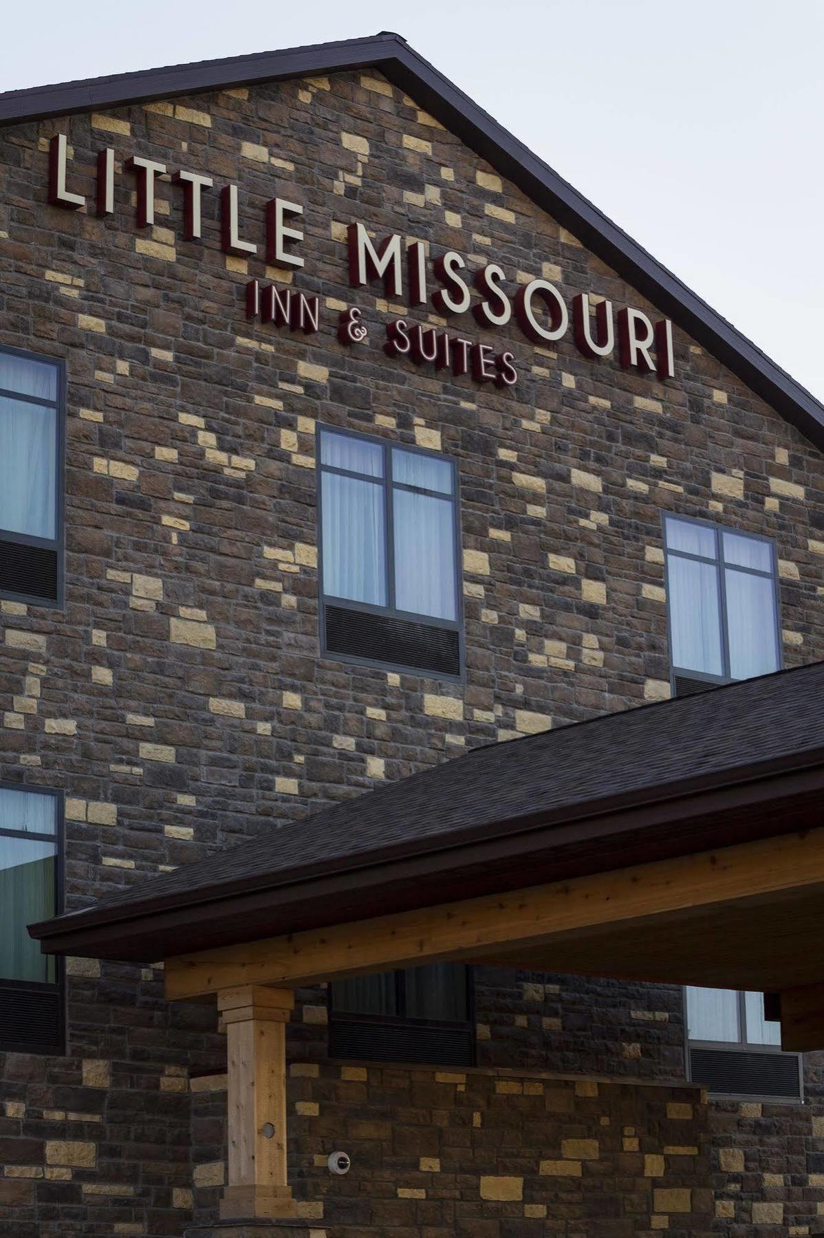 Little Missouri Inn & Suites New Town Exteriér fotografie